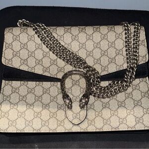 Gucci Beige GG Supreme Dionysus Crossbody with Black Trim
